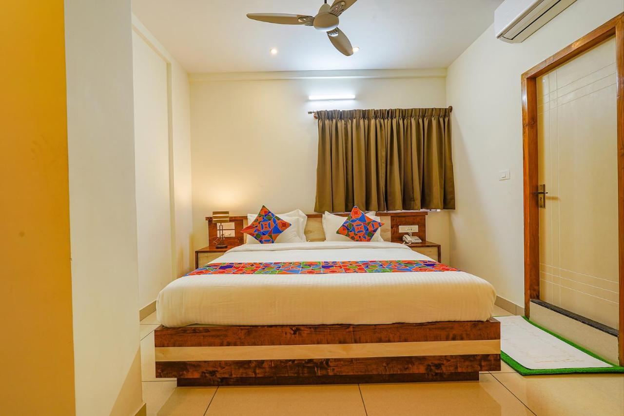 Fabhotel Shakthi Suites - Nr Jayadeva Hospital Bangalore Esterno foto