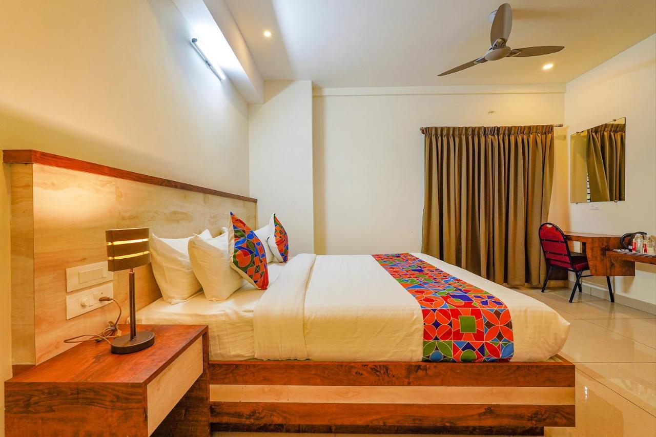 Fabhotel Shakthi Suites - Nr Jayadeva Hospital Bangalore Esterno foto